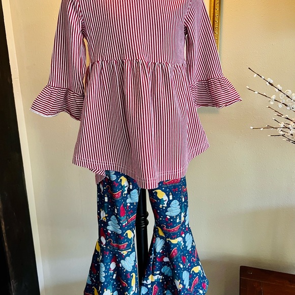 Lot of Ruffle Girl Holiday Outfits. All in great condition. - Picture 11 of 11